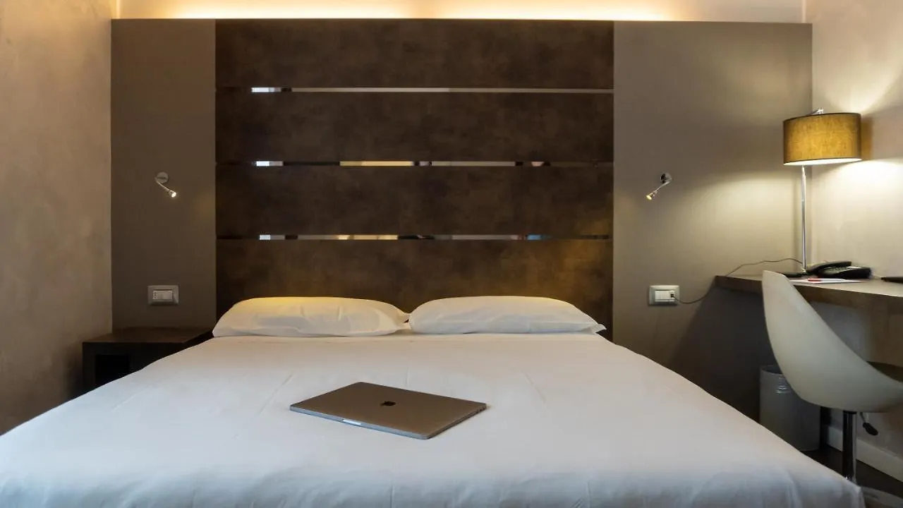 Cavallo Hotel Noventa Di Piave 4*,  Italy
