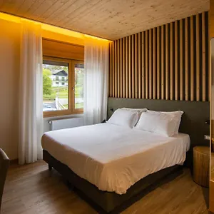 Отель Cridola Dolomiti Experience